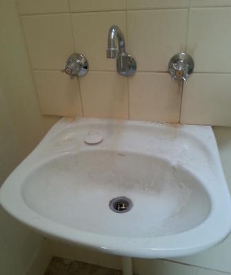 Dirty Bathroom Sink - Fullarton - Prior to our cleaning service.